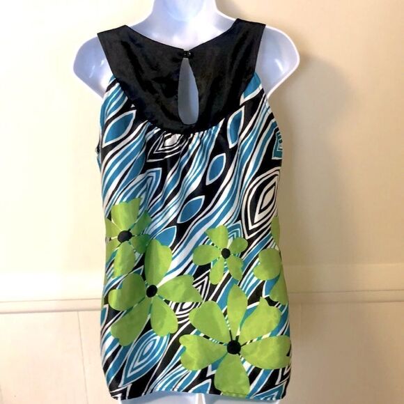 Women’s Takara Sleeveless Top Size Medium - Picture 4 of 6
